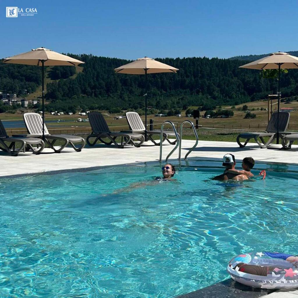La Casa Hotel Цигов-Чарк Экстерьер фото