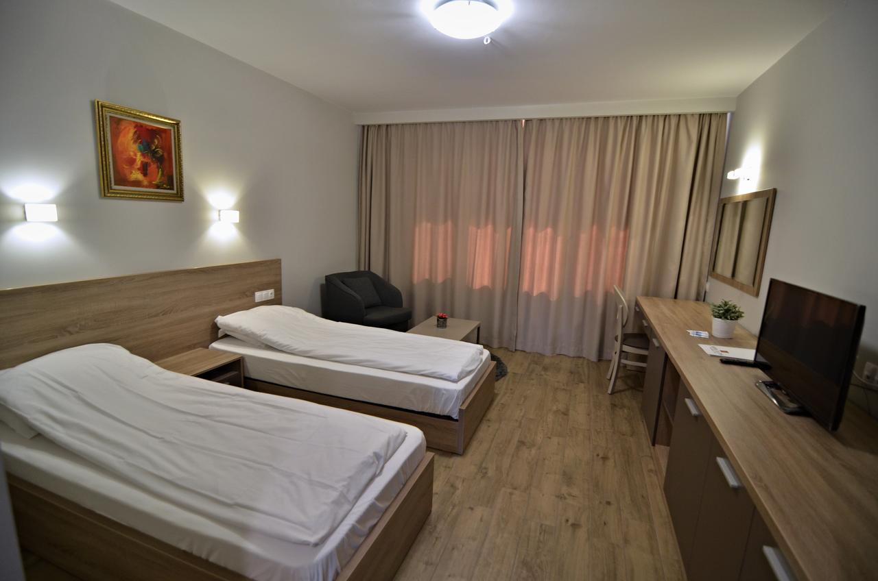 La Casa Hotel Цигов-Чарк Экстерьер фото